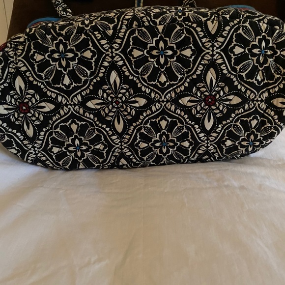 Vera Bradley Tote - Picture 4 of 4